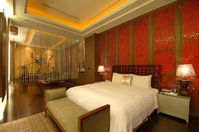 Dubai Motel-Deluxe Double Room-1