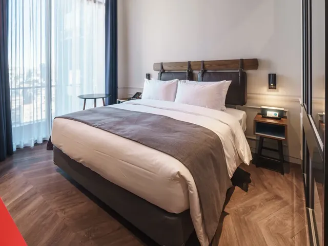 弘大朱尼比諾飯店(Junibino Hotel Hongdae)-豪華大床房-1