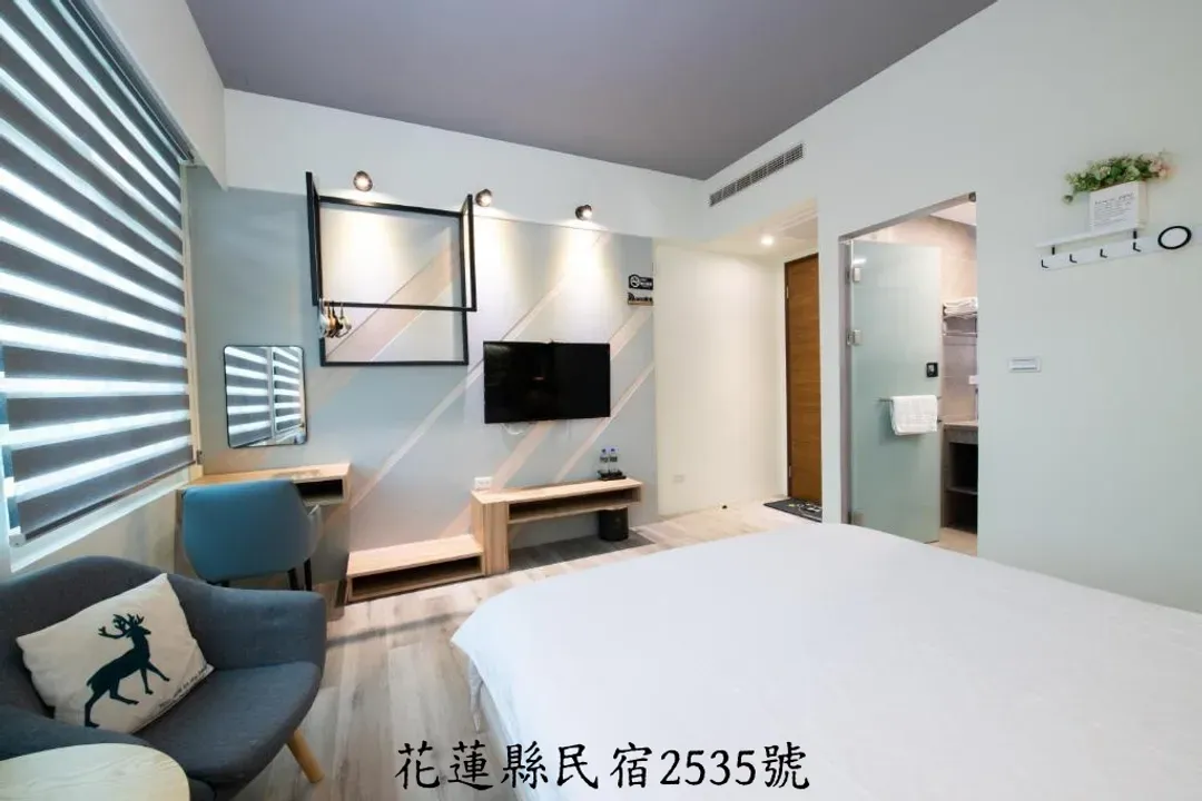 Chongfei/Go Around B&B & Restaurant