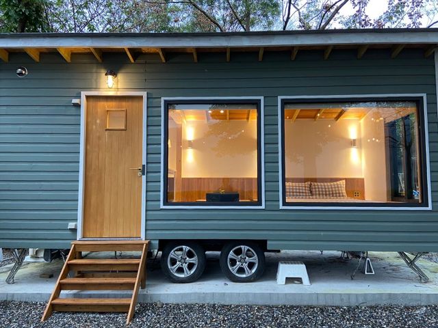 黑屋CAMP｜日式露營車、特色木屋、鯉魚潭湖畔-【露營車】小森林-日式露營車(不可加人、禁攜帶寵物)-3