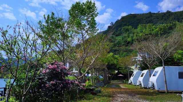 黑屋CAMP｜日式露營車、特色木屋、鯉魚潭湖畔-【露營車】小森林-日式露營車(不可加人、禁攜帶寵物)-9