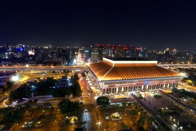 日光拾玖｜緊鄰台北車站、連住優惠-城景豪華家庭房 (加人不加床)-7