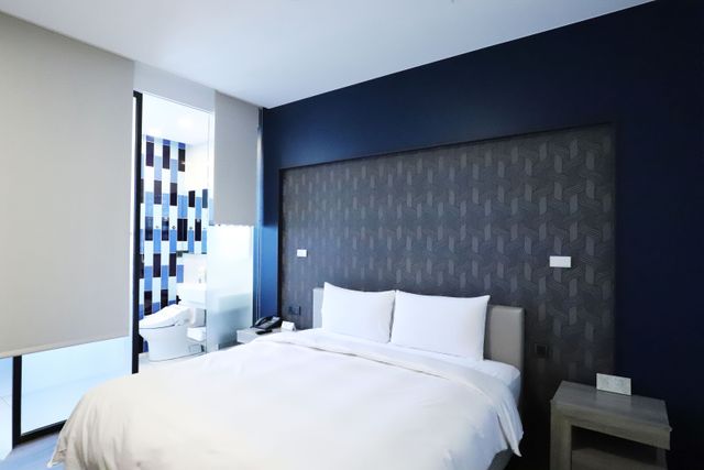 Aroma Chew Hotel-Standard Double Room-10