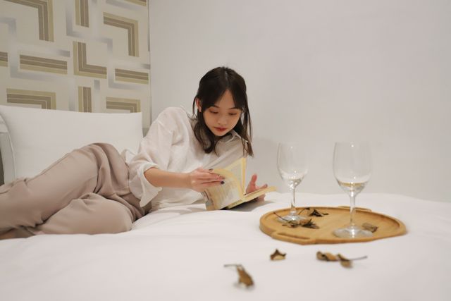 Aroma Chew Hotel-Standard Twin Room-8