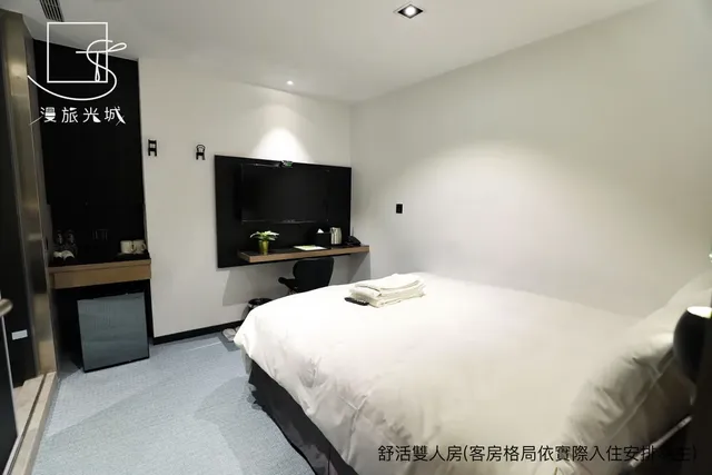 漫旅光城｜近一中商圈、享受低調奢華-經濟雙人房-5