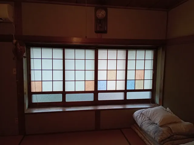 8号室