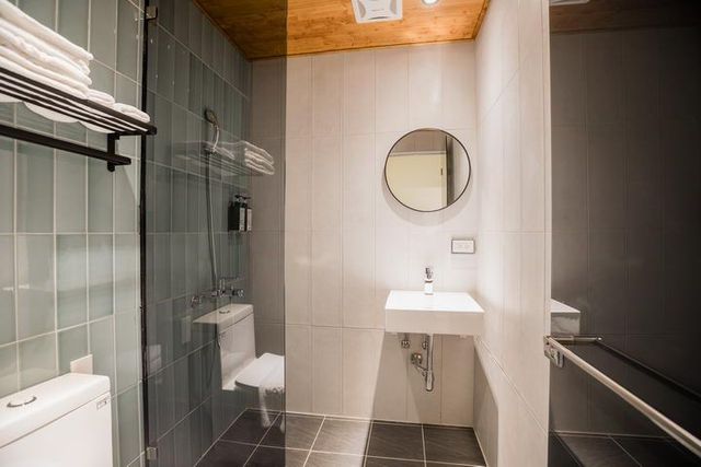 Traveller-Inn Day Moon Hotel-Twilight Double Room-5