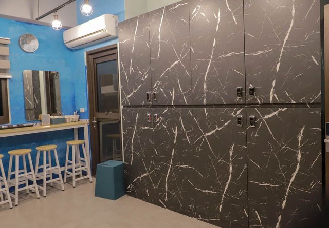 澎湖玩聚背包客房 Biker Hostel | 享早餐 | 單車友善-藍色八人房 202 (雙人床位)-4