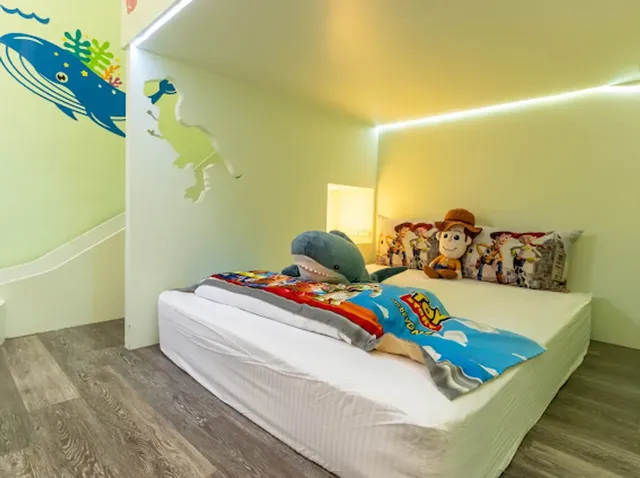 Juyue Tongxin Family Homestay-Happy Story Slide Room Quadruple Room (no extra bed allowed)-3