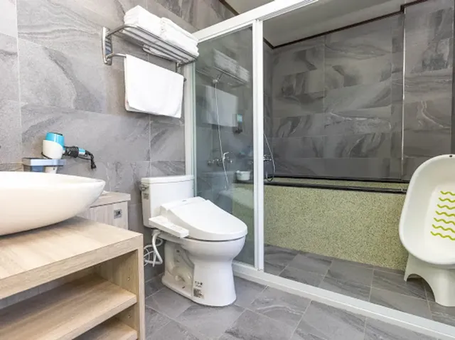 Juyue Tongxin Family Homestay-Happy Story Slide Room Quadruple Room (no extra bed allowed)-10