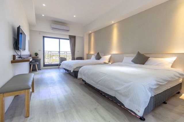 Hou Inn-A - Quadruple Room-6