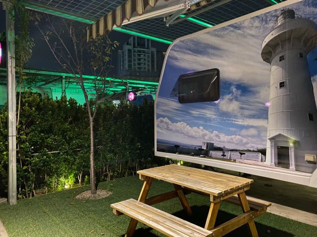 歐鄉莊園｜市區豪華露營車！一房一廳一庭園、步行即達夜市-【露營車】鄉村車廂房 ll 最多2大2小入住-9